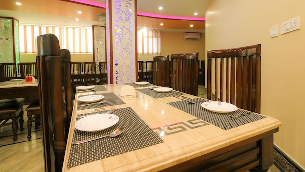 Restaurant - OYO 24426 Hotel Sky Blue (Nagrota Bagwan)