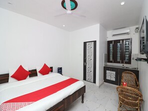 Suite | 1 bedroom, free WiFi - OYO 24603 Essence Hotel And Restaurant (Narendranagar)