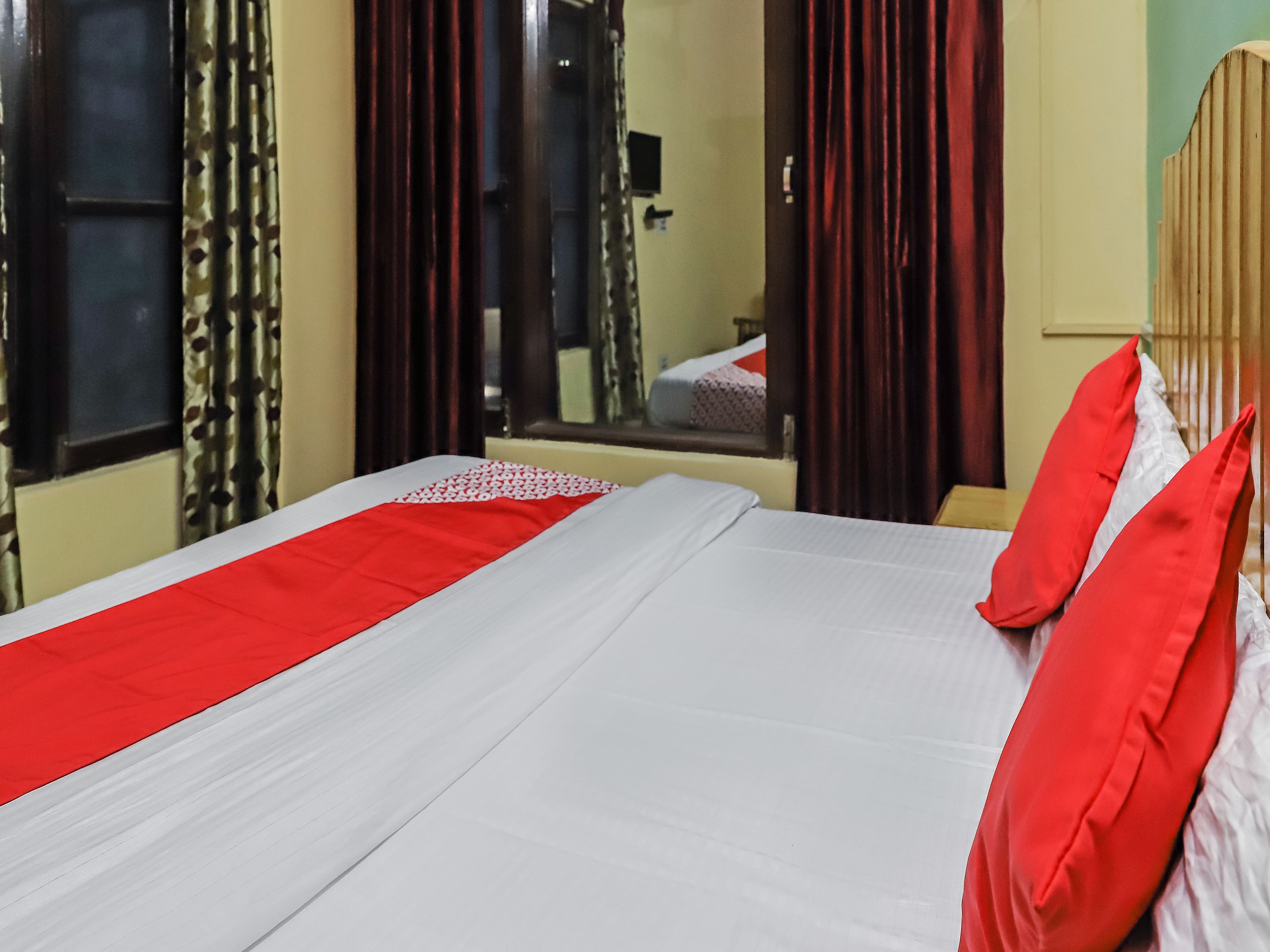 Double or Twin Room | Free WiFi