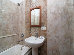 Free toiletries, towels - OYO 28196 Hotel Corbett Radiance (Ramnagar)