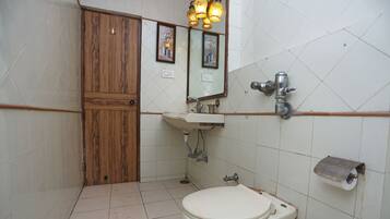 Free toiletries, towels