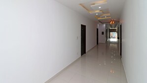 Hallway - OYO 29755 Hotel Jammu Airlines (Jammu)
