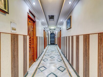 SPOT ON 22114 Hotel Kailash Regency