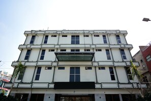 Front of property - Capital O 33480 Hotel Amsun Pride (Bathinda)