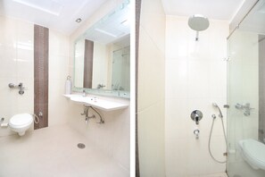 Double or Twin Room | Bathroom | Free toiletries, towels - Capital O 33480 Hotel Amsun Pride (Bathinda)