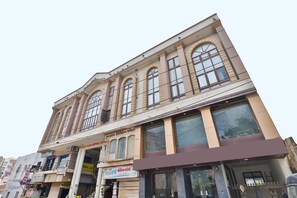 Front of property - OYO 3737 Hotel City Palace (Dwarka)
