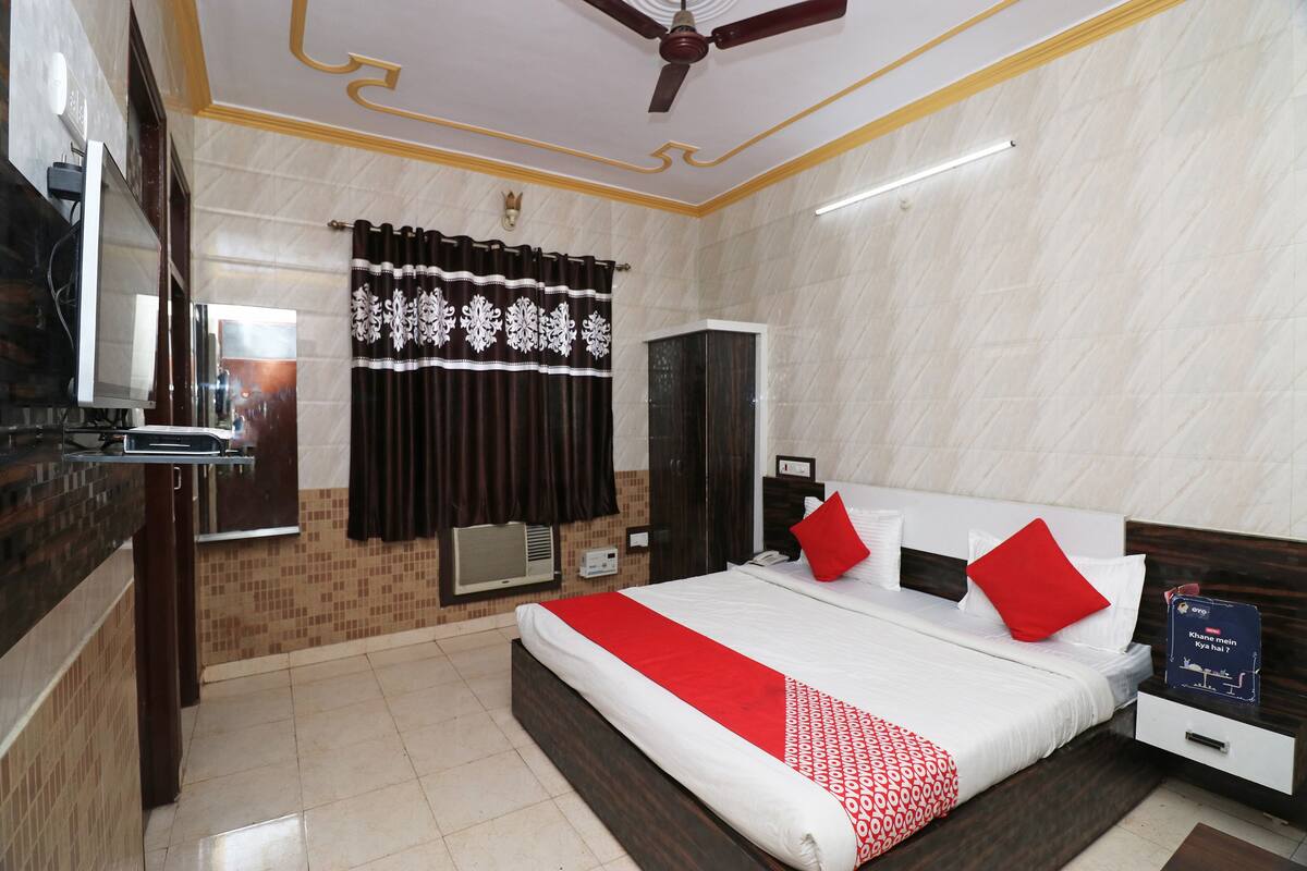 Double or Twin Room | WiFi (free)