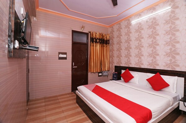 Double or Twin Room | Free WiFi