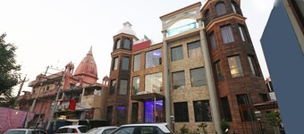 OYO 22328 Hotel Krishna Mahal