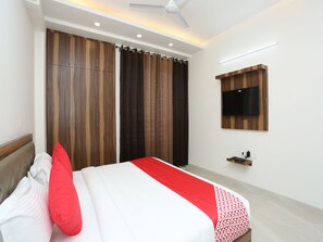 Double or Twin Room | Free WiFi - OYO 28580 Kripf Hospitality (Gurugram)