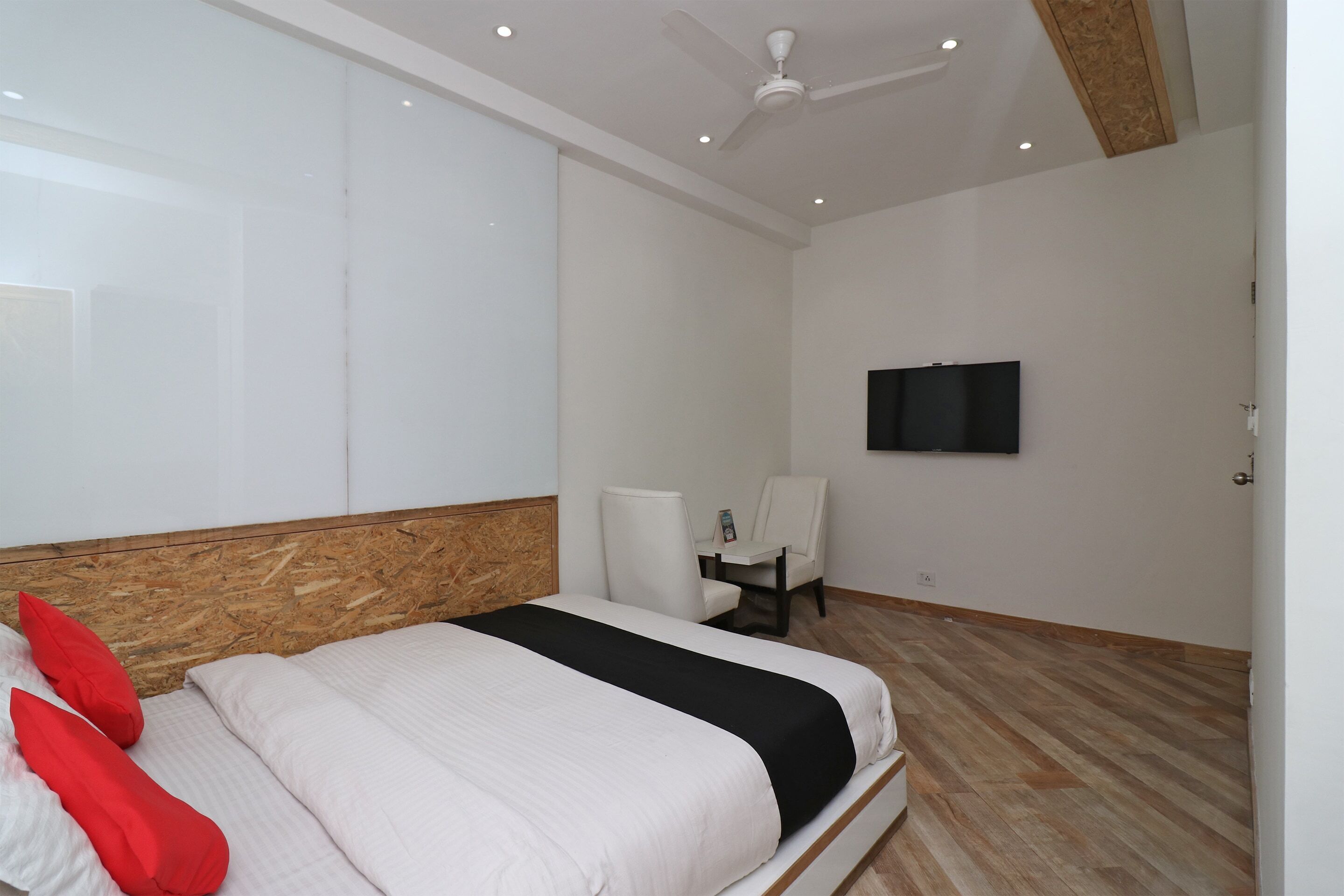 Standard Double Room | Premium bedding, bed sheets