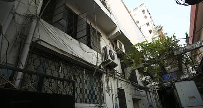 OYO 24555 Gujral Hotel
