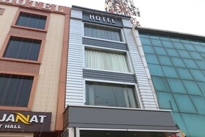 Exterior - OYO 12966 Hotel Kuber (Dera Bassi)