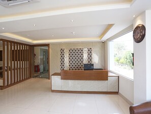 Reception - Capital O 36733 Hotel Surya Grand (Lucknow)