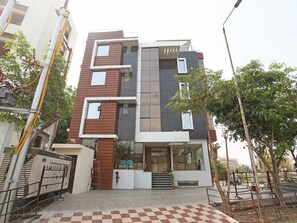 Front of property - Capital O 36733 Hotel Surya Grand (Lucknow)