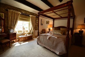 Deluxe-Doppelzimmer | Bügeleisen/Bügelbrett, Zustellbetten, kostenloses WLAN, Bettwäsche