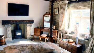 Phòng đôi Deluxe | Bàn ủi/dụng cụ ủi quần áo, giường gấp/giường phụ (phụ phí)