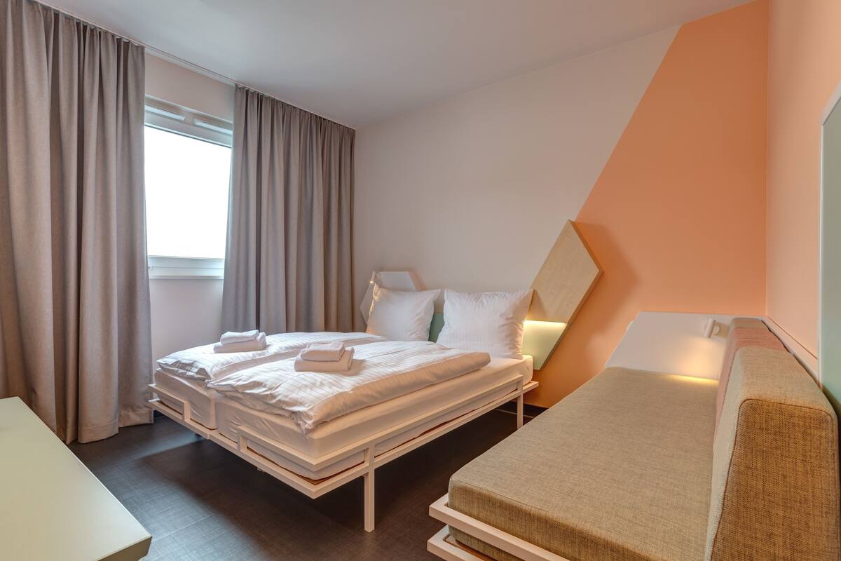 1 chambre, bureau, Wi-Fi gratuit, draps fournis