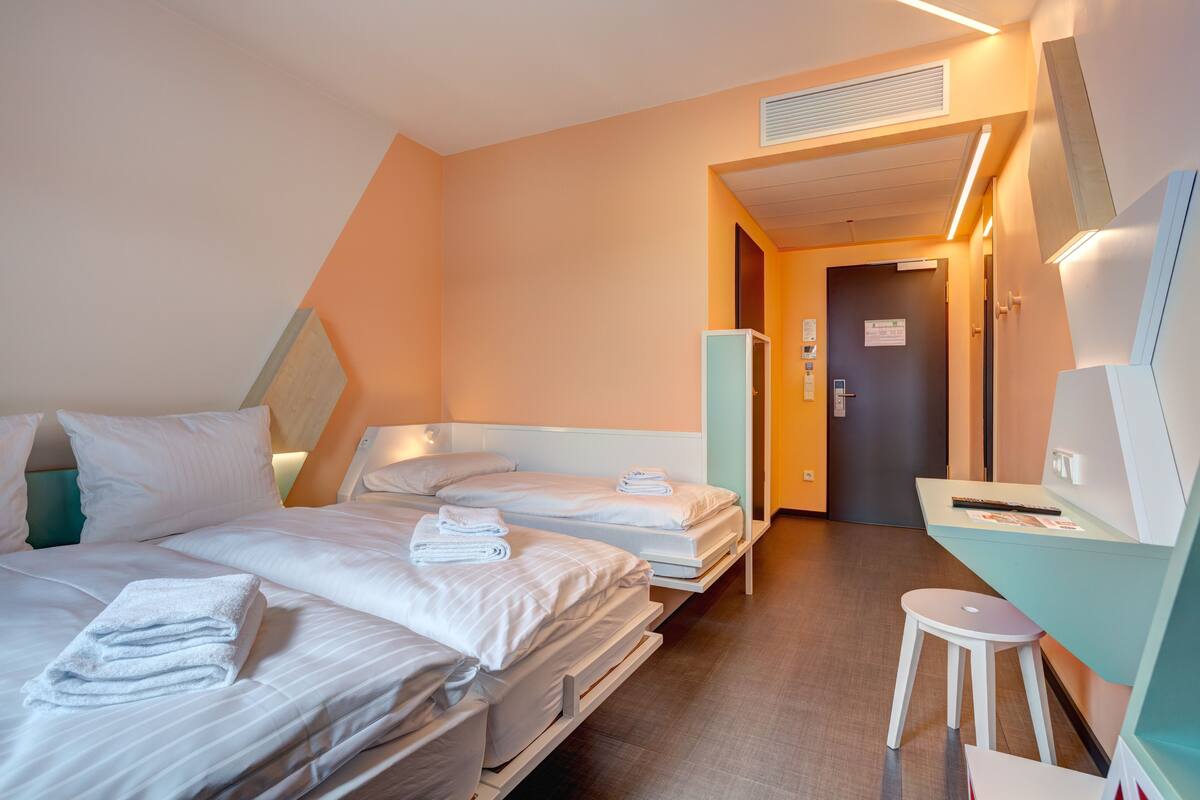 Chambre Triple | 1 chambre, bureau, Wi-Fi gratuit, draps fournis