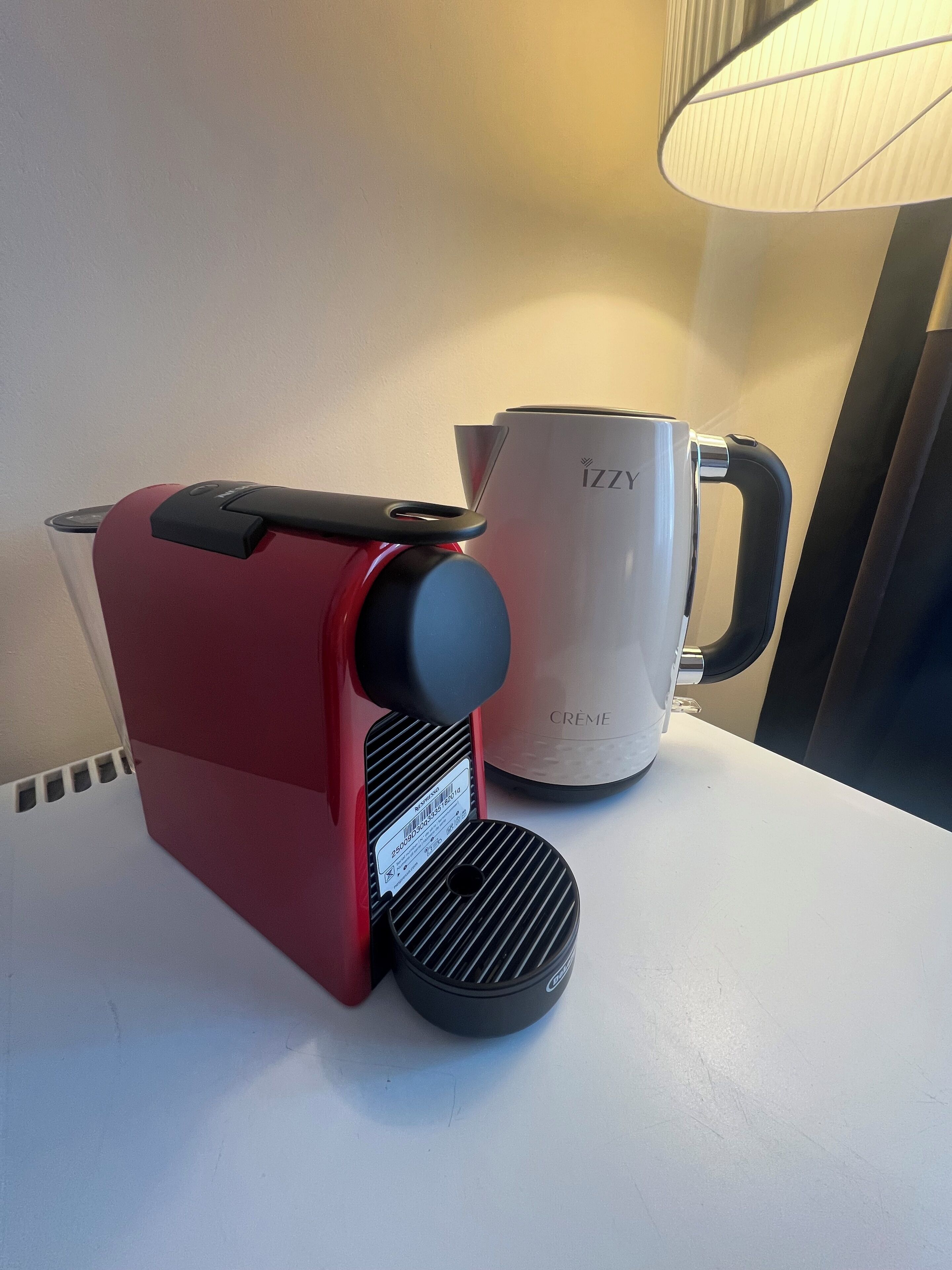 fridge, electric kettle