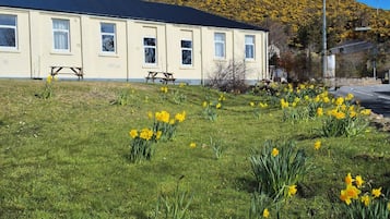 Phòng cách âm, bàn ủi/dụng cụ ủi quần áo