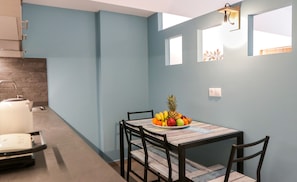 Suite, balcon (Prestige) | Restauration dans la chambre