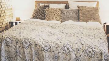 Chambre Deluxe | Minibar, chambres insonorisées, draps fournis