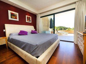 2 chambres, fer et planche Ă repasser, lit parapluie, Wi-Fi gratuit