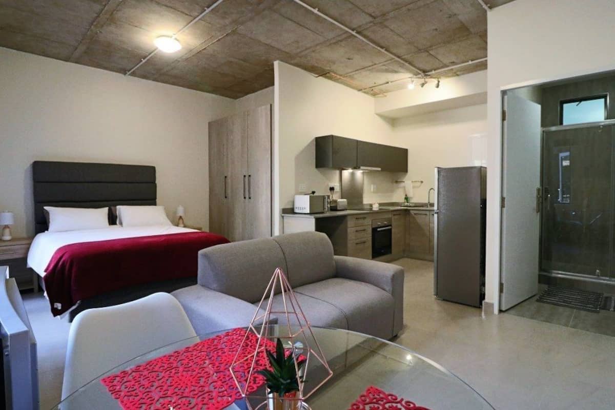 Standard-Apartment | 1 Schlafzimmer, Schreibtisch, Bügeleisen/Bügelbrett, kostenloses WLAN