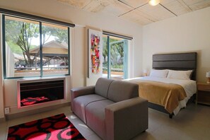 슈피리어 아파트, 테라스 | 1 개의 침실, 각각 다른 스타일의 인테리어, 각각 다르게 가구 비치, 책상