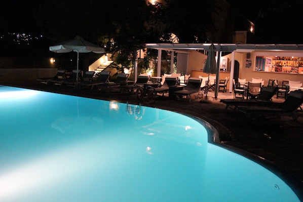 Udendørs pool