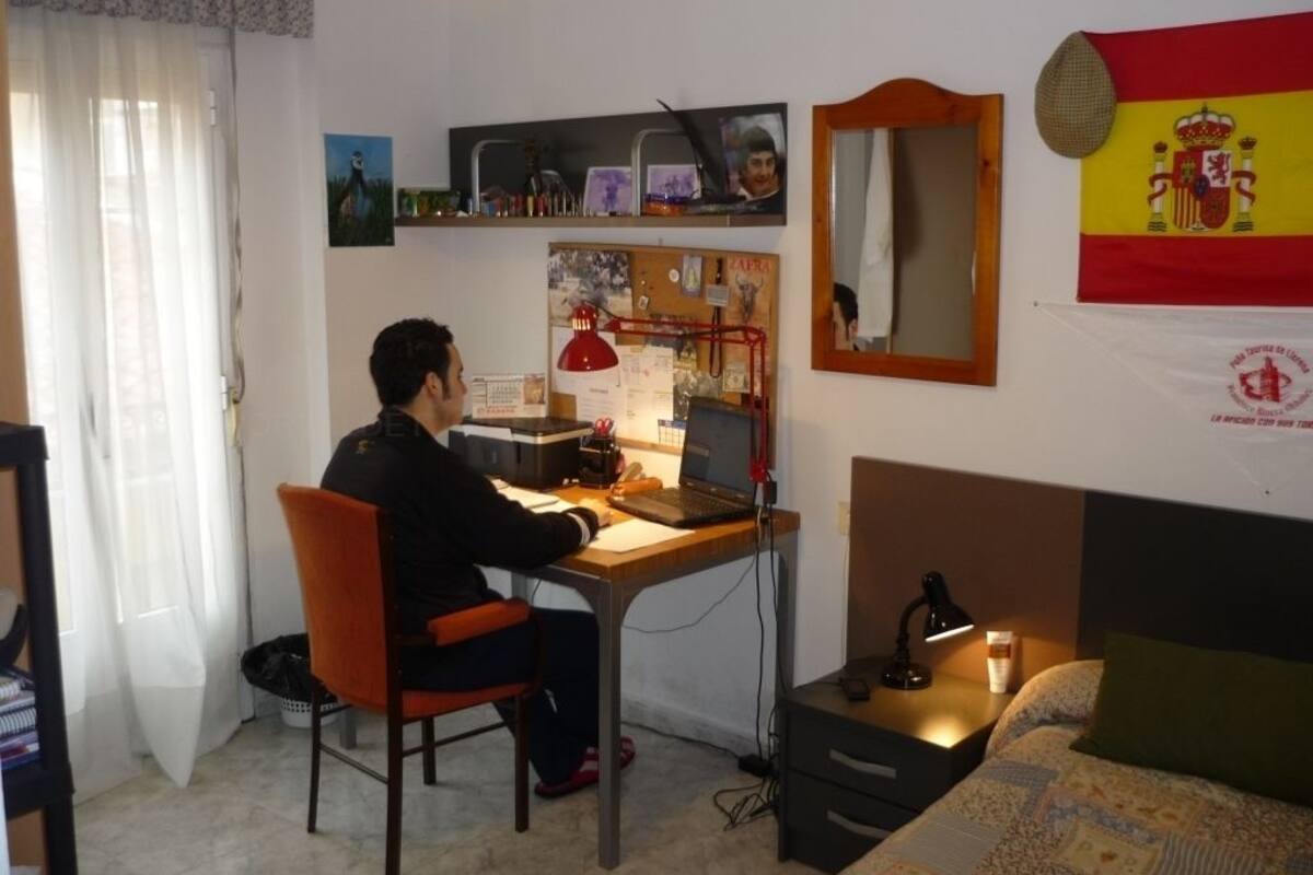 Habitación individual | Tabla de planchar con plancha, camas extra, wifi gratis y ropa de cama