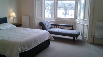 King Room & Shared Bathroom | Memory foam beds, desk, iron/ironing board, free WiFi