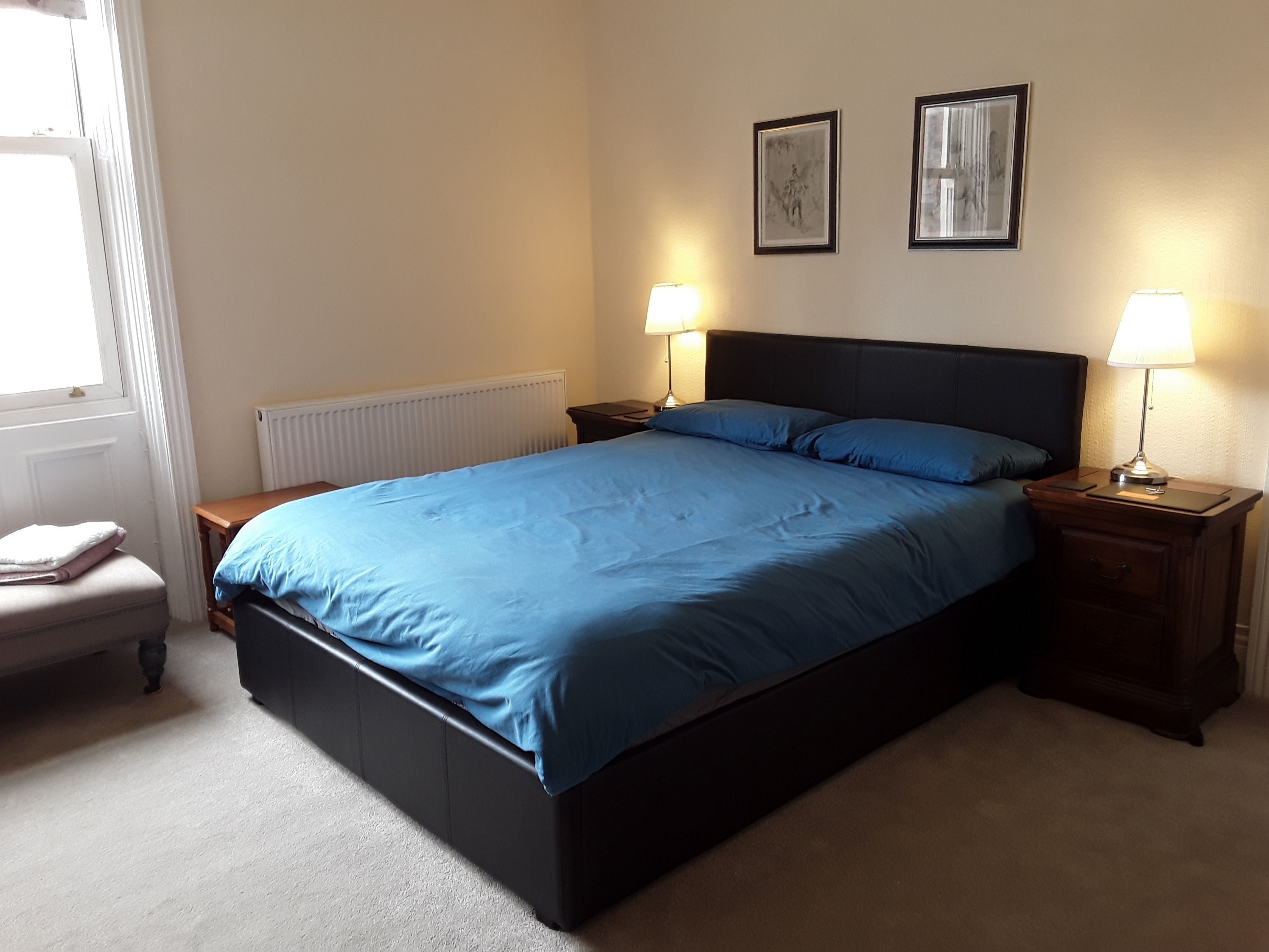King Room & Shared Bathroom | Memory-foam beds, desk, iron/ironing board, free WiFi
