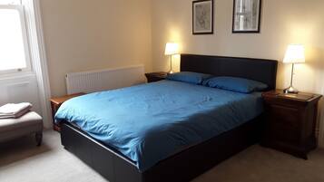 King Room & Shared Bathroom | Memory foam beds, desk, iron/ironing board, free WiFi