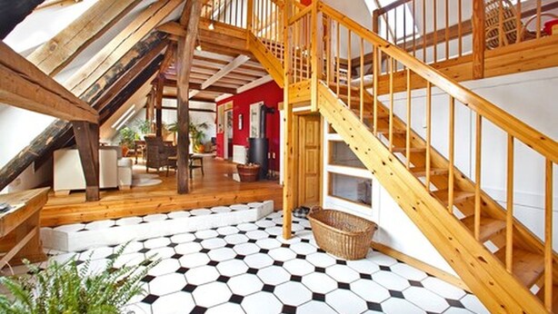 Huoneisto (Spitzweg incl. 50 EUR cleaning fee) | Oleskelualue | Televisio