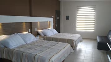 1 chambre, fer et planche Ă  repasser, Wi-Fi, draps fournis