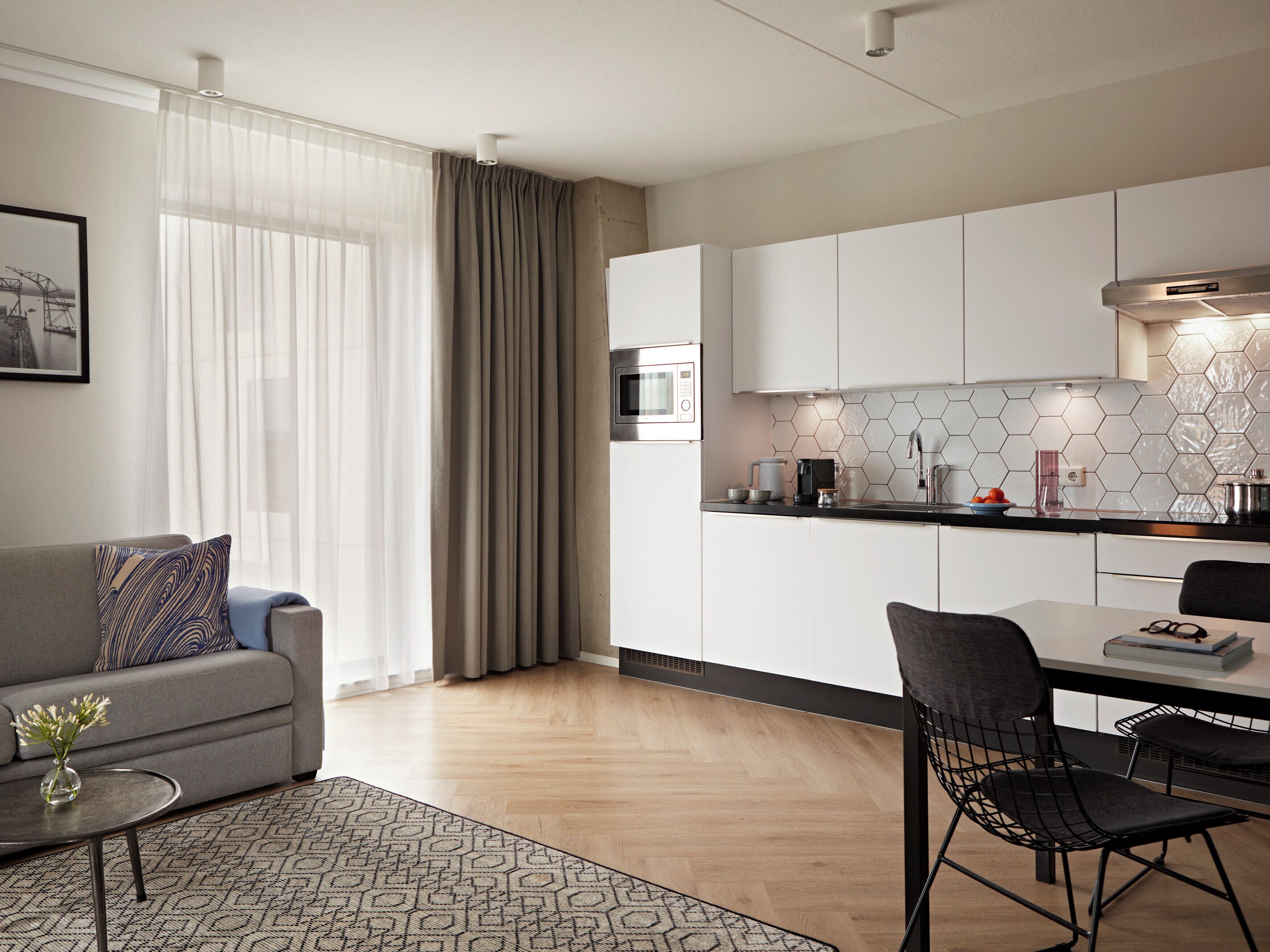 Leilighet – deluxe | Eget kjøkken | Kjøleskap, mikrobølgeovn, ovn og kokeplater