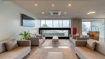 Bar lounge