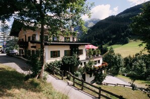 Interior entrance - Gasthof Alte Wacht (Jochberg)