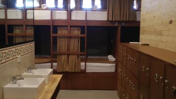 Shower, bidet, towels, soap