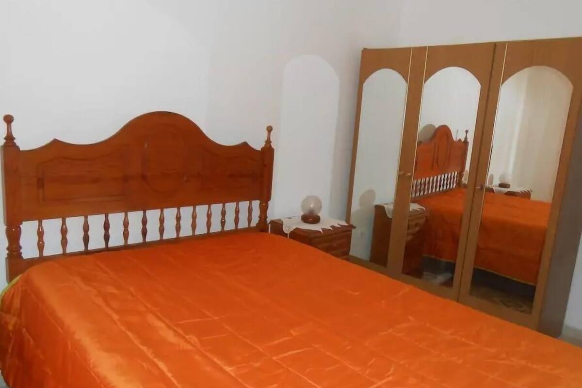 Blackout curtains, rollaway beds, free WiFi, bed sheets