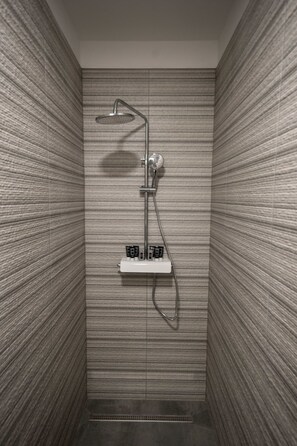 Deluxe Double Room, Private Bathroom (Room 2) | Bathroom | Shower, hydromassage showerhead, free toiletries, hair dryer - Center Luxury Rooms 1 (Split)