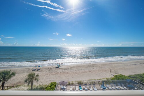 Oceanfront 2BR Condo 5th Floor Balcony with Beautiful Ocean Views, 502