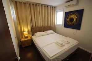 Apartamento familiar, 3 habitaciones | 2 dormitorios, escritorio, wifi gratis