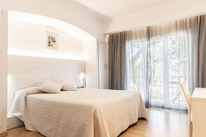 Double or Twin Room, Partial Sea View (Especial) - Hotel Casamar (Palafrugell)