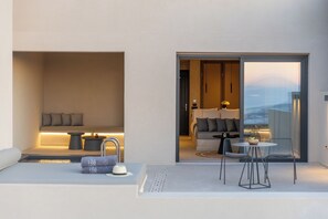 Soundproofing, free WiFi - North Santorini A Luxury Spa Hotel (Santorini)