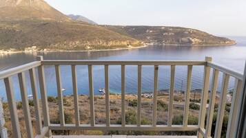 Superior Suite Panoramic Sea View | Quang cảnh ban công