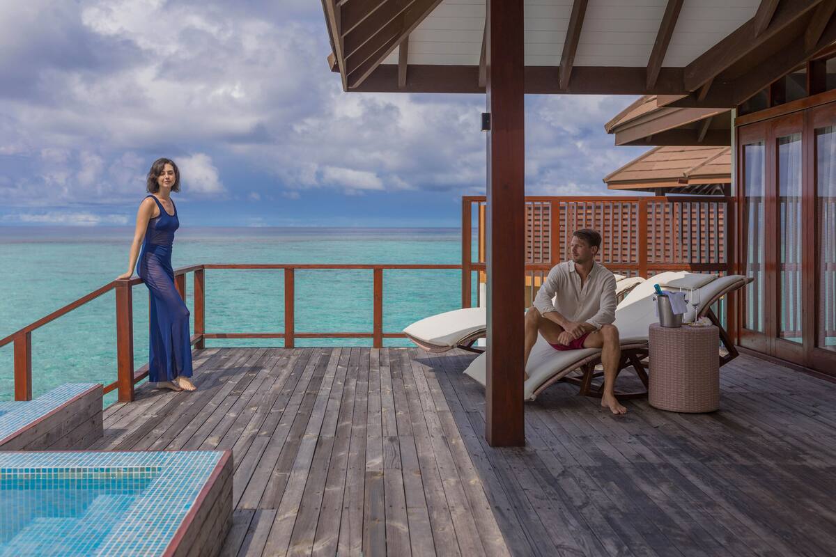 Water Villa (Private Pool) | Bộ trải giường bằng vải cotton Ai Cập, bộ đồ giường cao cấp 
