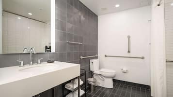 Shower kamar mandi